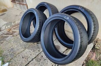 Letní pneu Bridgestone Potenza 235/35 R19 6mm/Zánovní/9tkm
