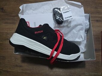 Pracovní obuv, boty velikost 44