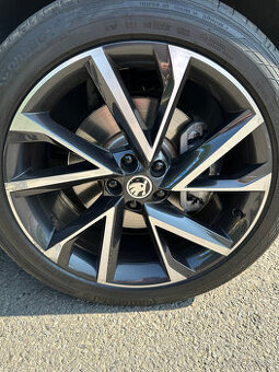 Originál alu kolo Škoda -VEGA R20, 8J, 5x112, ET41, 1černé