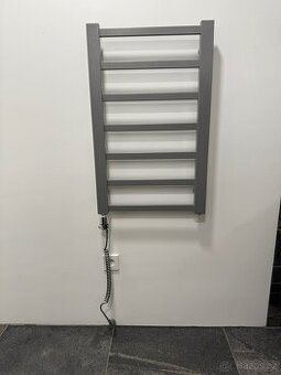 radiátor PMH Galeon, šedý - 1