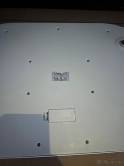 Dětská váha Babyono 612