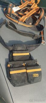 Pracovní pás pro truhláře, pokrývače,stavbu