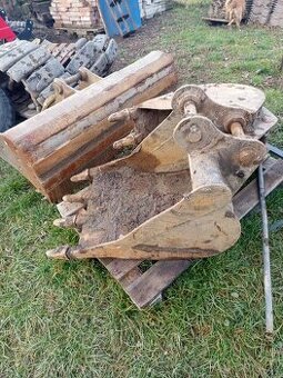 Prodám použité přídavné zařízení k bagru 5,5 t – lžíce + ryc