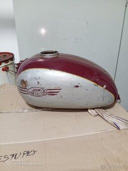 Jawa 250,350 kyvačka, panelka nádrž