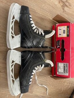 Chlapecke brusle CCM vel. 35