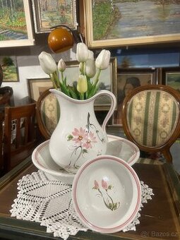 Porcelánová mycí souprava