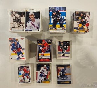 Hokejové kartičky LOT NEW C 1428ks