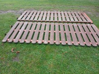 Dvoukřídlá brána s elektrickým pohonem - 1