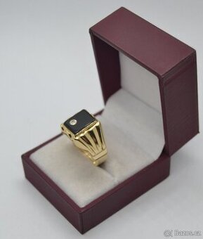 Zlatý prsten pánský 14 k s briliantem