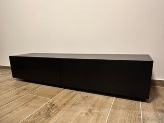 TV stolek - závěsný na zeď