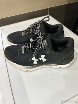 Dámské boty Under Armour