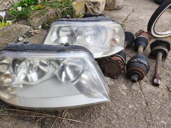 Světla poloosy, prodloužení Alhambra.