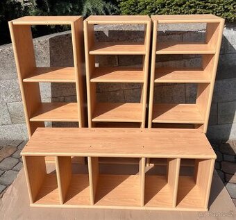 Dřevěné poličky / knihovna – 4 ks