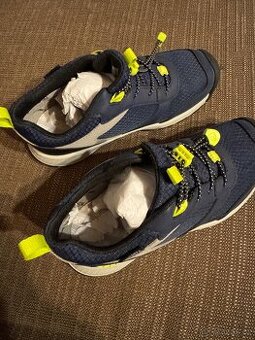 KEEN SKUA WP YOUTH  32/33