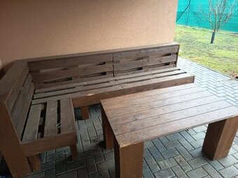 Zahradní nábytek za symbolickou cenu