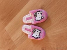 pantofle Hello Kitty vel. 26/27