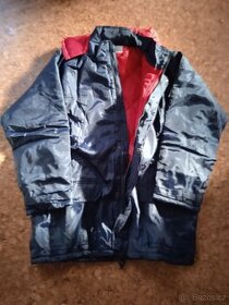 Modročervený kabát šusťákový - 1