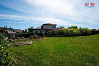 Pronájem pozemku k bydlení, 450 m², Stěžery