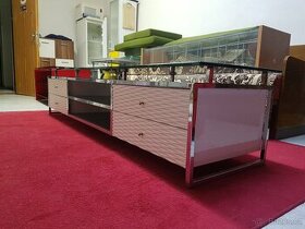 TV stolek