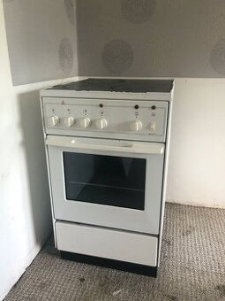 Elektrický sporák Mora 3171