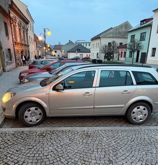 Opel Astra H čarován 1.9 Dti