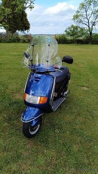 Skútr Piaggio Sfera 125