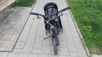 Koloběžka se sedačkou a stupátkem