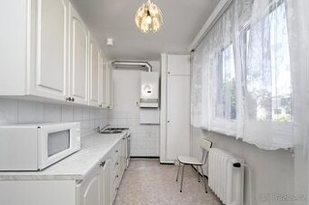 Prodej bytu 3+1/B, OV, cca 80m2, ul. Staniční 1116/12, Plzeň