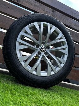 Alu kola 5x112 r18 s pneu (allti)