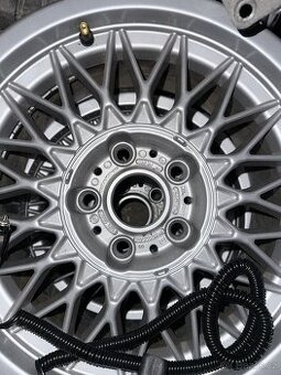 Koupim Styling 5 7,5J R16 ET27 5x120