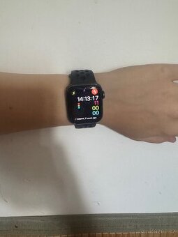 Apple watch SE nike