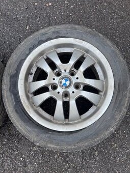 BMW kola