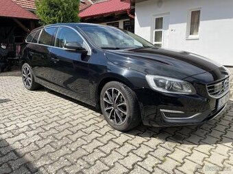 Volvo V60 D4 2015 140kW