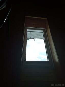 VELUX okno