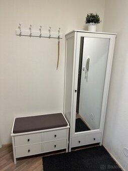 Předsíňový nábytek Jysk - Terpet