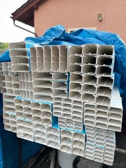Prodám elektrikářská kabelová koryta – 50 % z původní ceny