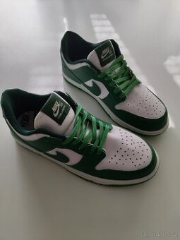 FAKE Nike dunk low