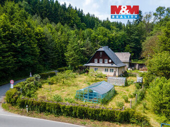 Prodej rodinného domu Tatenice,1200 m², s loukou 2542 m² - 1