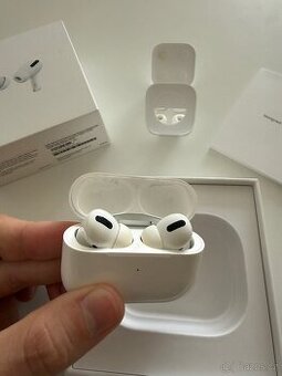 AirPods Pro 1st gen s magsafe