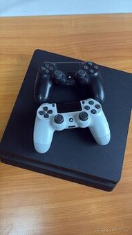 Playstation 4 + ovladače