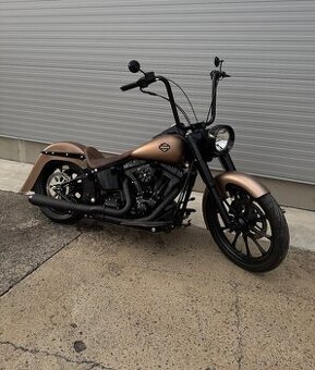 Harley Davidson Softail Heritage 1450 - Custom Chicano