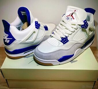 Nike Air Jordan 4 Retro vel.42