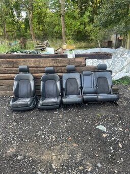 Audi Q7 4L Sline Sedačky s obrazovkou