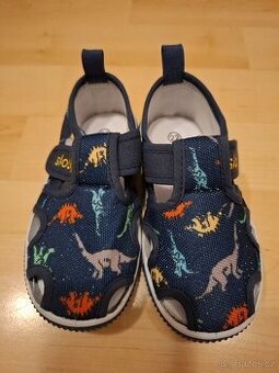 Sandále sandálky papučky bačkůrky Slobby velikost 22