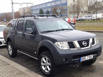 Nissan Navara d40   4x4   tazny