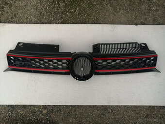 VW Golf 6 - přední maska GTI.