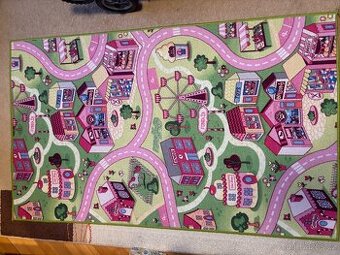 Dívčí hrací koberec