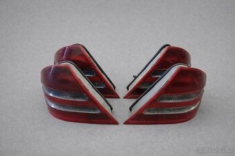 Zadní světla na Mercedes w203 sedan