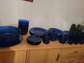 jídelní souprava modré sklo