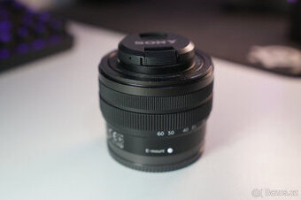 Sony FE 28-60 mm f/4-5,6 černý